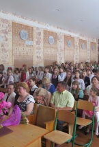 037